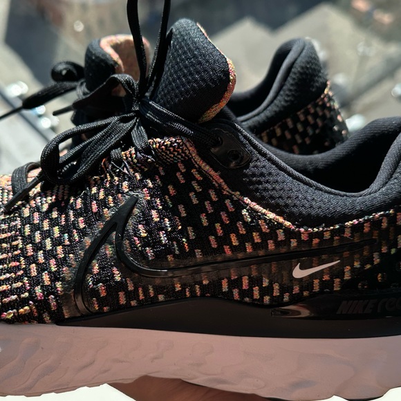 $50 OBO Nike React Size 9.5 / 11 - Picture 6 of 6